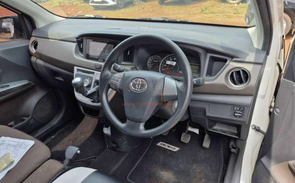 TOYOTA CALYA