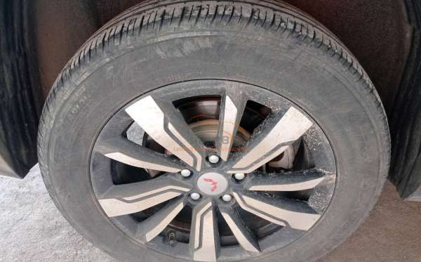 WULING ALMAZ 1.5 LT LUX CVT