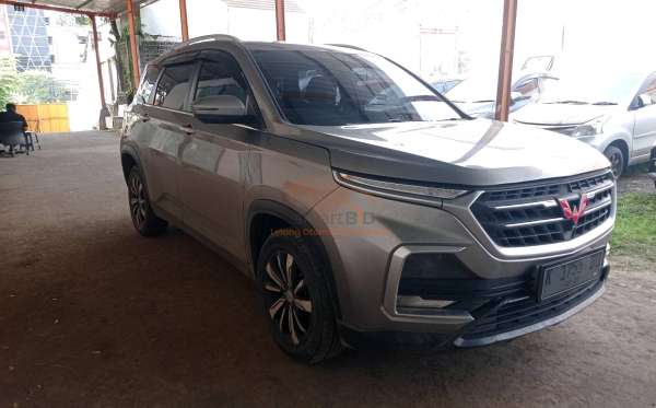 WULING ALMAZ 1.5 LT LUX CVT