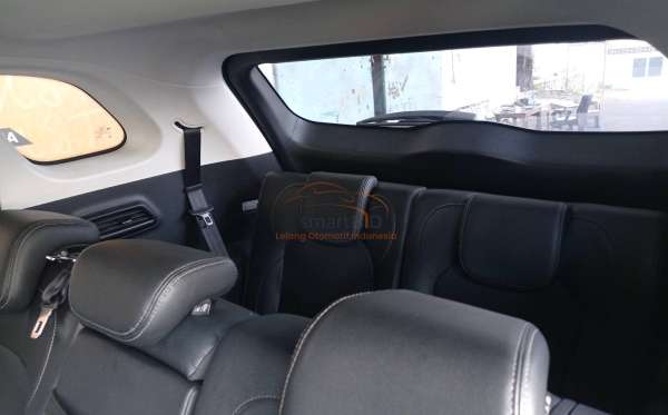 WULING ALMAZ 1.5 LT LUX CVT