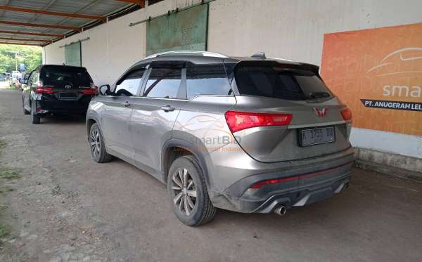 WULING ALMAZ 1.5 LT LUX CVT