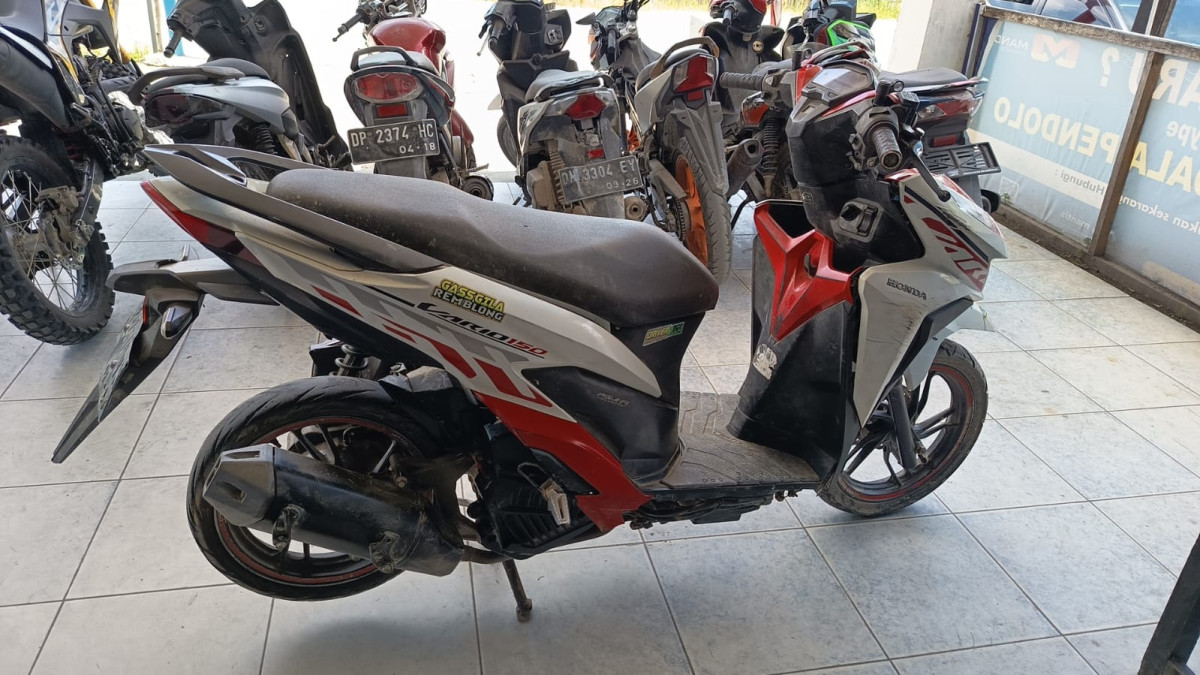 HONDA VARIO 150