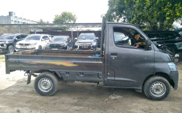 DAIHATSU GRAN MAX PU AC PS 1.5