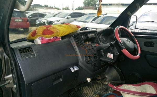 DAIHATSU GRAN MAX PU AC PS 1.5