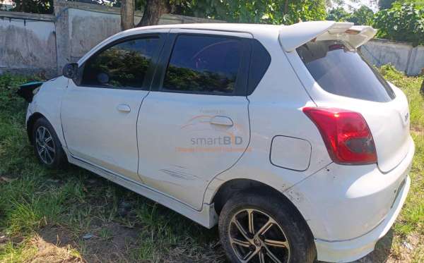 DATSUN GO PANCA