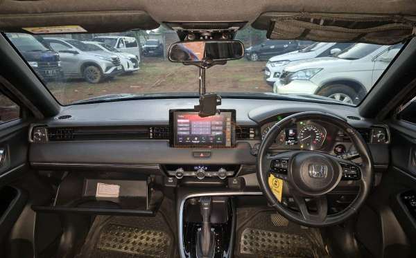 HONDA  HRV  1.5L SE CVT