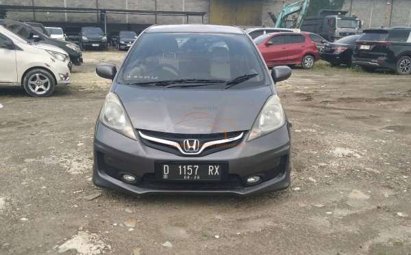 HONDA  JAZZ  GE8 1.5 E