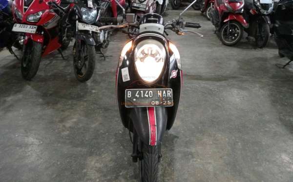 HONDA SCOOPY FI