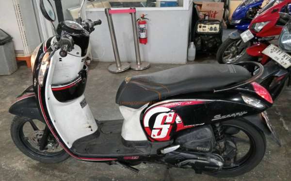 HONDA SCOOPY FI