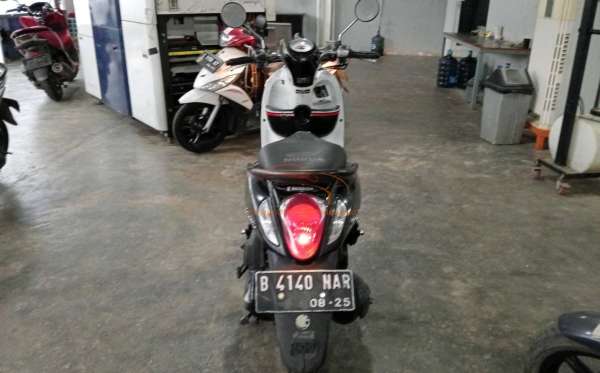 HONDA SCOOPY FI