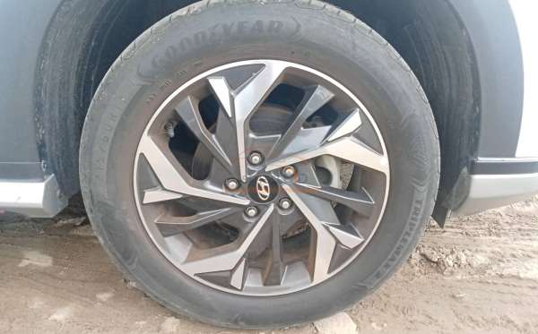 HYUNDAI CRETA PRIME AT