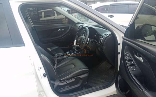 HYUNDAI CRETA PRIME AT