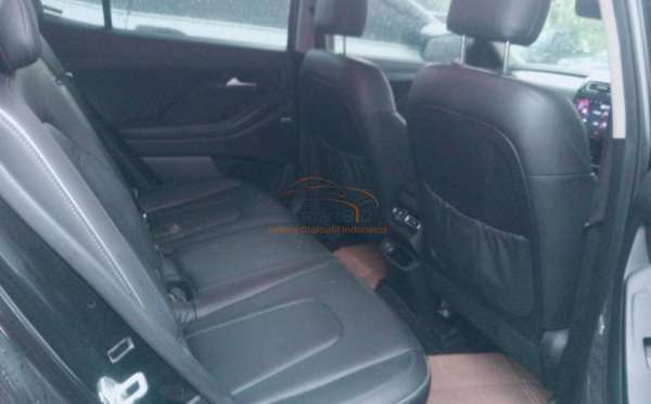 HYUNDAI CRETA STYLE AT