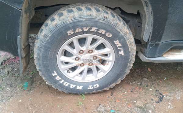 MITSUBISHI PAJERO SPORT 2.5L GLX (4X4)