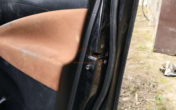 TOYOTA KIJANG INNOVA G