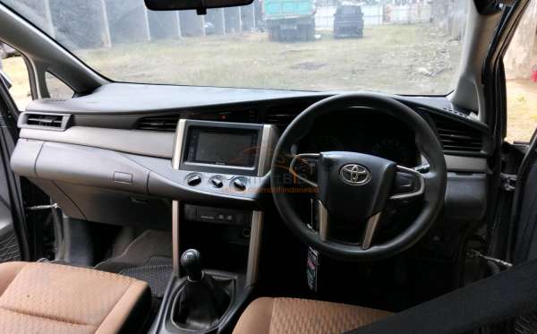 TOYOTA KIJANG INNOVA G