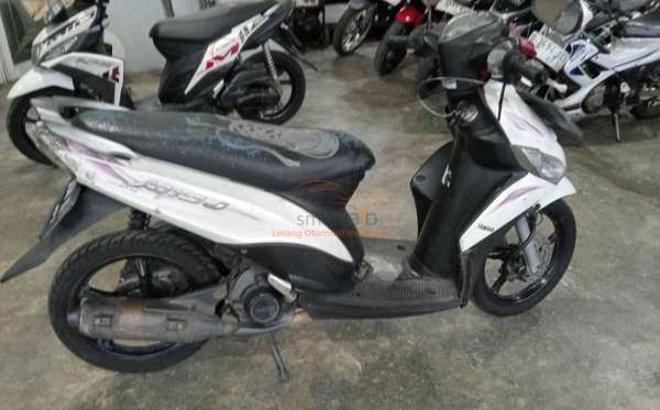 YAMAHA MIO J CW