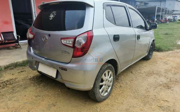 DAIHATSU AYLA 1.0 X