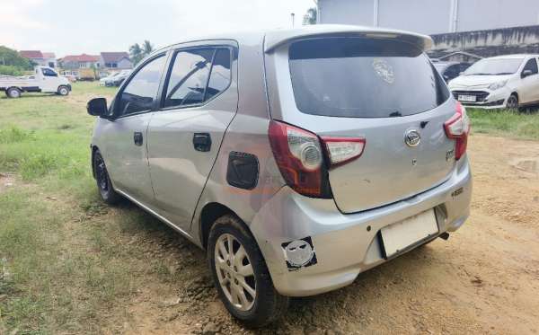 DAIHATSU AYLA 1.0 X