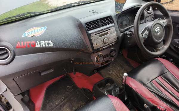 DAIHATSU AYLA 1.0 X