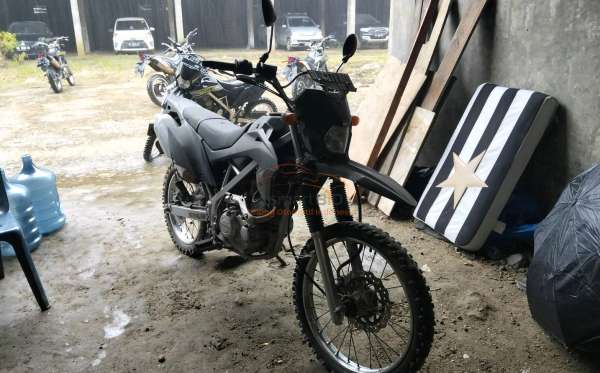 KAWASAKI KLX 150