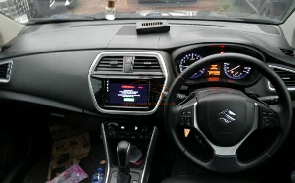 SUZUKI S - CROSS
