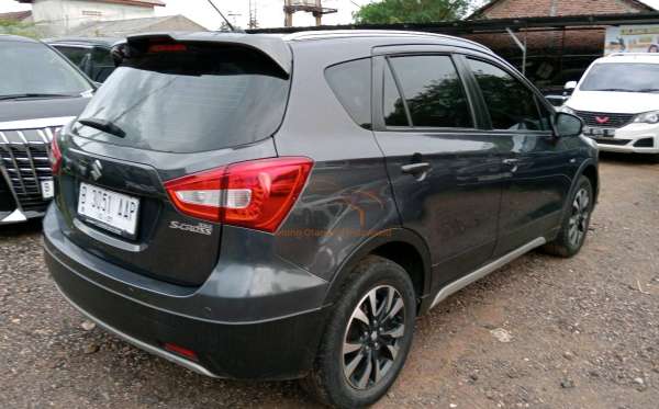 SUZUKI S - CROSS
