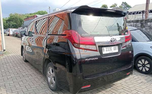 TOYOTA ALPHARD 2.5 G