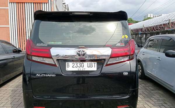 TOYOTA ALPHARD 2.5 G