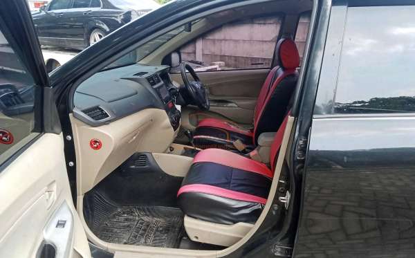 TOYOTA  AVANZA  1.3 G