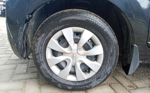 TOYOTA  AVANZA  1.3 G