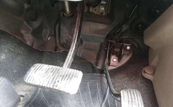 TOYOTA  AVANZA  1.3 G