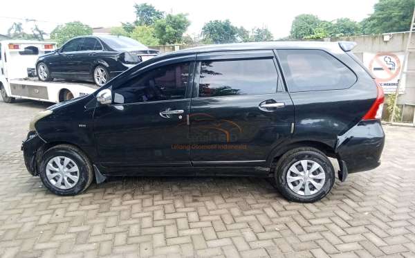 TOYOTA  AVANZA  1.3 G