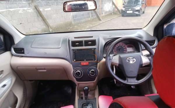 TOYOTA  AVANZA  1.3 G