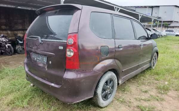 TOYOTA AVANZA 1.3 G