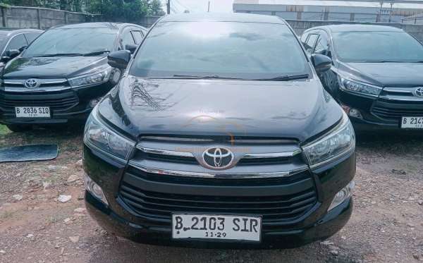 TOYOTA INNOVA G