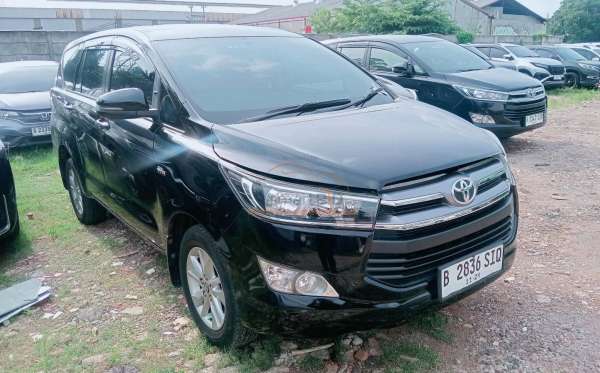 TOYOTA INNOVA G