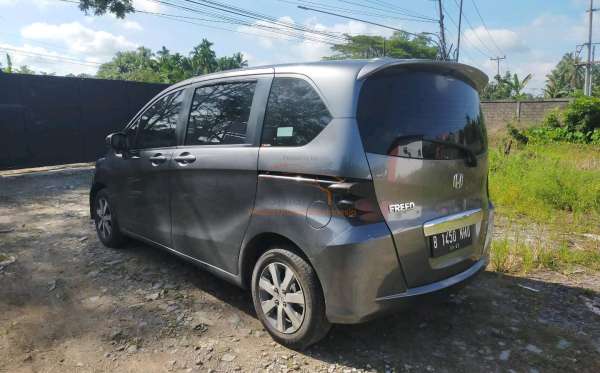HONDA FREED GB3 1.5 E