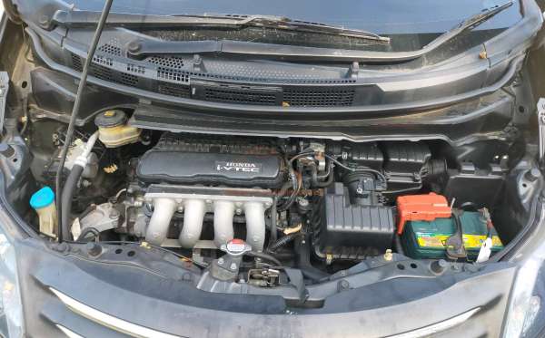 HONDA FREED GB3 1.5 E