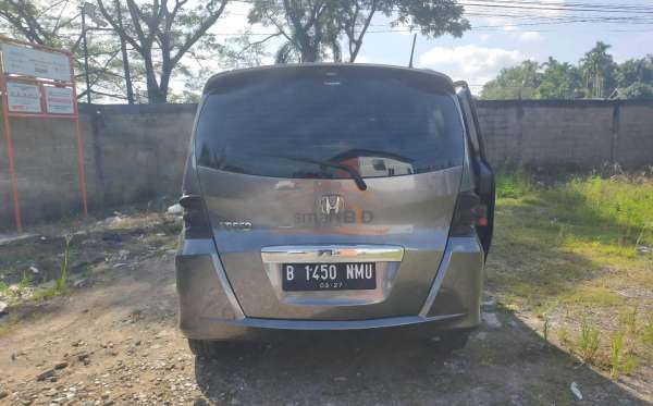 HONDA FREED GB3 1.5 E