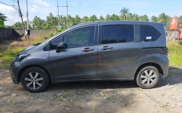 HONDA FREED GB3 1.5 E
