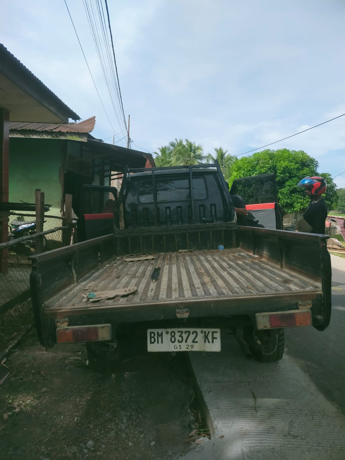 MITSUBISHI L 300  PU