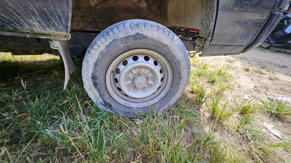 MITSUBISHI L 300  PU