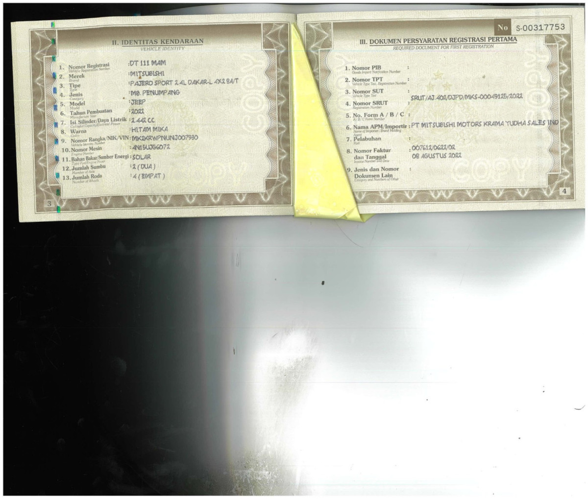 MITSUBISHI PAJERO SPORT DAKAR