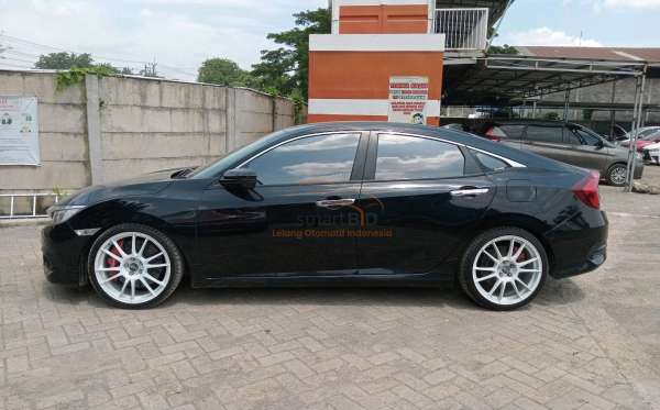 HONDA  CIVIC  1.5 TC