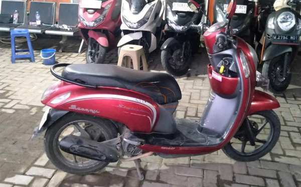 HONDA SCOOPY