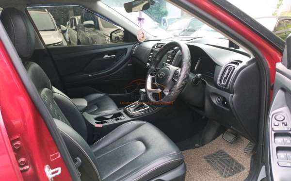 HYUNDAI CRETA PRIME AT