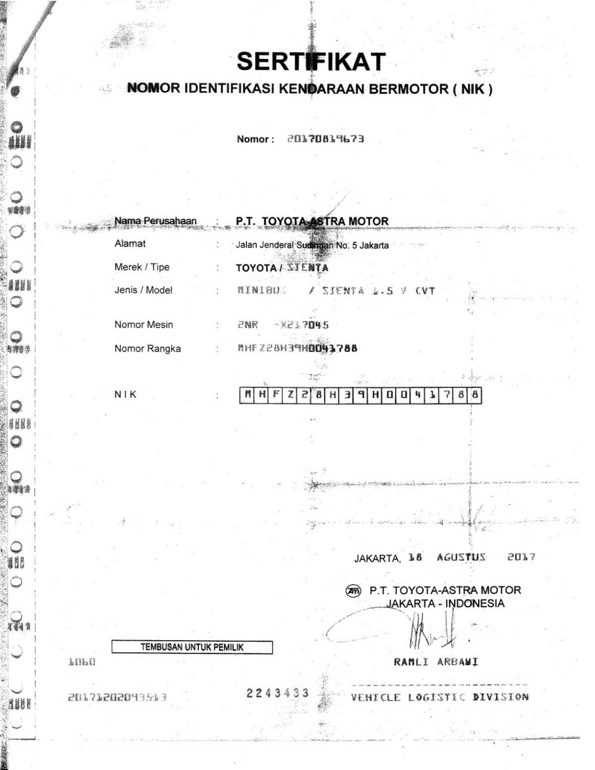 TOYOTA  SIENTA  1.5V