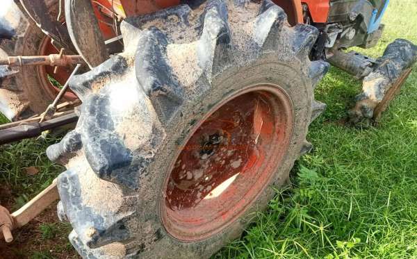 KUBOTA L5018 + KRX193