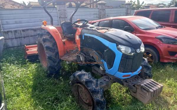 KUBOTA L5018 + KRX193